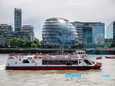 Cruise Boat Passing Ciy Hall In London Stock Photo
