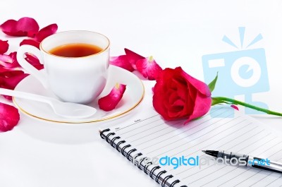  Cup Of Coffee With Red Roses Stock Photo