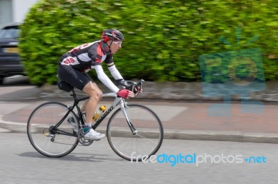 Cyclist Participating In The Velethon Cycling Event In Cardiff W… Stock Photo