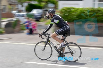 Cyclist Participating In The Velethon Cycling Event In Cardiff W… Stock Photo