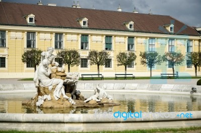 Danube, Inn, And Enns Statues At The Schonbrunn Palace In Vienna… Stock Photo