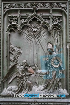 Detail Of The Main Door At The Duomo Cathedral In Milan Stock Photo