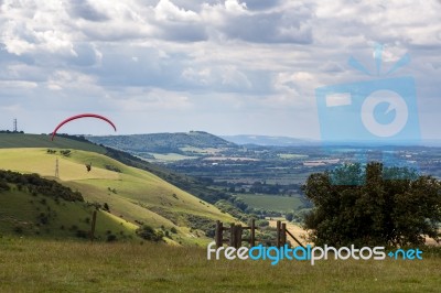 Devils Dyke, Brighton/sussex - July 22 : Paragliding At Devil's Stock Photo
