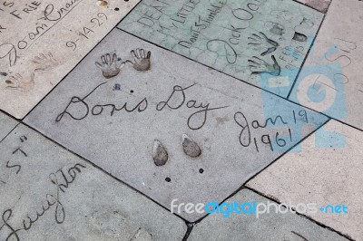 Doris Day Signature And Handprints Hollywood Stock Photo