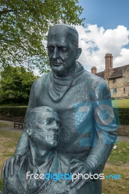 East Grinstead, West Sussex/uk - June 13 : Mcindoe Memorial In E… Stock Photo