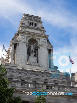 Former Port Of London Authority Building 10 Trinity Square  In L… Stock Photo