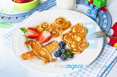 Fun Airplane And Car Shaped Pancakes For Kids Stock Photo