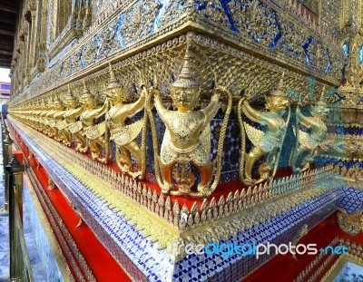 Garuda In Wat Phra Kaew Grand Palace Of Thailand To Find Stock Photo