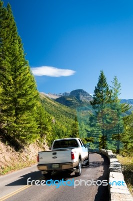 Glacier National Park, Montana/usa - September 20 : Going To The… Stock Photo