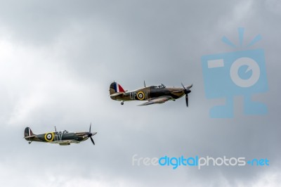 Hawker Hurricane I R4118 And Spitfire Mk Ixt Pv202 Qv Stock Photo