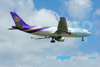  Hs-taw Airbus A300-600r Of Thaiairway.  Stock Photo