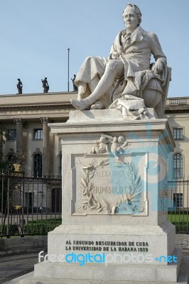 Humboldt Statue Outside Humboldt University In Berlin Stock Photo