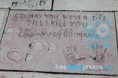 Humphrey Bogart Signature And Handprints Hollywood Stock Photo