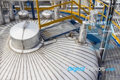 Insulation Of Tank Storage Stock Photo Insulation Of Tank Storage Stock Photo