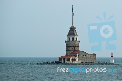 Istanbul, Turkey - May 24 : View Of Maiden's Tower In The Bosphorus In Istanbul Turkey On May 24, 2018. Unidentified People Stock Photo