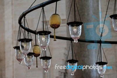 Istanbul, Turkey - May 28 : Lighting Fixture In The Suleymaniye Mosque In Istanbul Turkey On May 28, 2018 Stock Photo