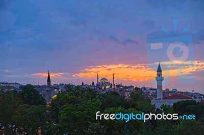 Istanbul, Turkey - May 29 : View Of Buildings Along The Bosphorus In Istanbul Turkey On May 29, 2018 Stock Photo