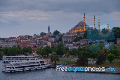 Istanbul, Turkey - May 29 : View Of Buildings And Boats Along The Bosphorus In Istanbul Turkey On May 29, 2018 Stock Photo