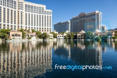 Las Vegas, Nevada/usa - August 1 : View Across Bellagio Lake To Stock Photo