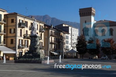 Lecco, Lombardy/italy - October 29 : Statue Of Mario Cermenati I… Stock Photo