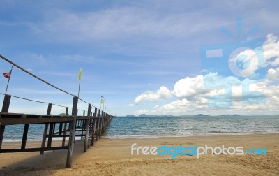 Lompaya Harbor Bridge To Koh Tao Island Stock Photo