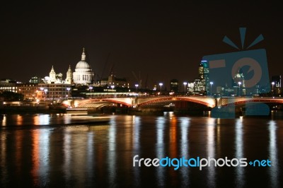 London At Night Stock Photo