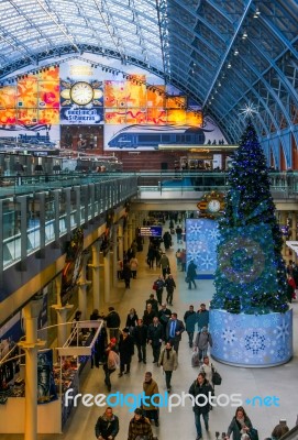 London - December 20 : St Pancras International Station In Londo… Stock Photo