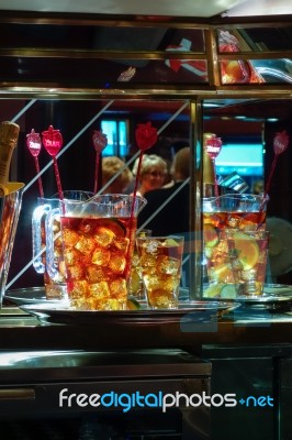 London - July 27 : Jugs Of A Fruity Alcoholic Drink Awaiting Col… Stock Photo