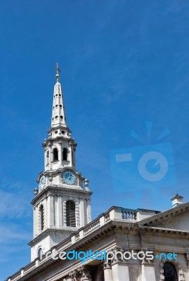 London - July 27 : St Martin-in-the-fields Church  Trafalgar Squ… Stock Photo