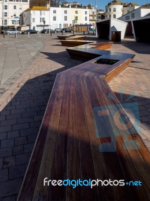Long Wooden Zigzag Bench In Hastings Stock Photo Long Wooden Zigzag Bench In Hastings Stock Photo