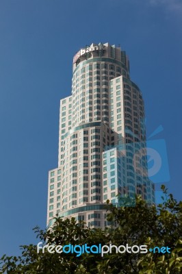 Los Angeles, California/usa - July 28 : Skyscraper In The Financ… Stock Photo