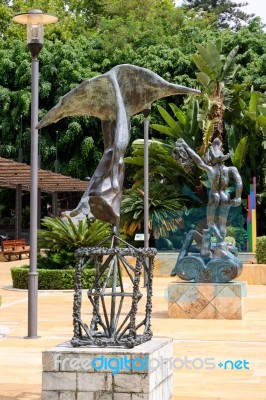 Marbella, Andalucia/spain -july 6 : Statues By Salvador Dali In Stock Photo