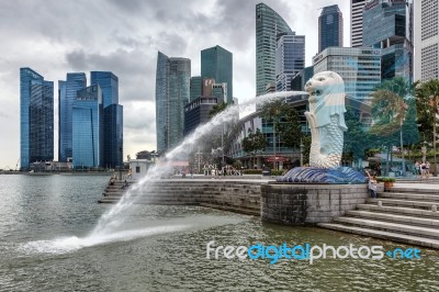 Merlion Fountain In Singapore Stock Photo