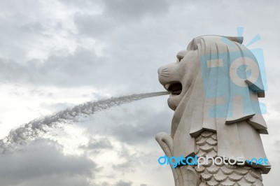 Merlion Fountain In Singapore Stock Photo