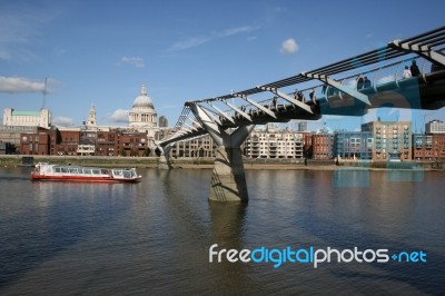 Millennium Bridge And St Pauls Stock Photo