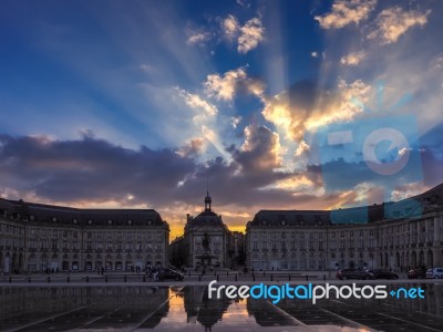 Miroir D'eau At Place De La Bourse In Bordeaux Stock Photo