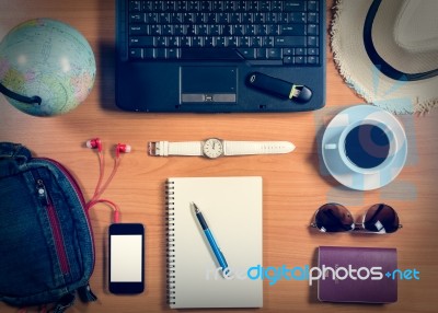 Office Desk With Computer, Supplies, Coffee Cup And Personal Ite… Stock Photo