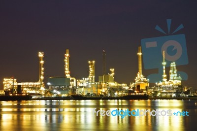 Oil Refinery Plant Stock Photo