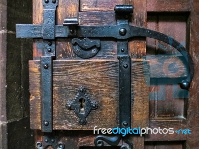 Old Door Latch At Chester Cathedral Stock Photo