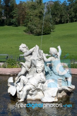 Ornamental Statues In A Pond Outside The Imperial Kaiservilla In… Stock Photo