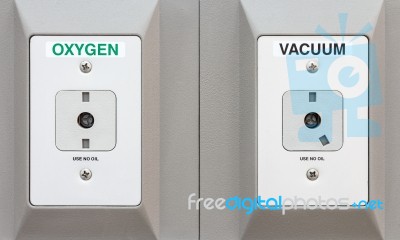 Oxygen And Vacuum Pipelines In Hospital Stock Photo