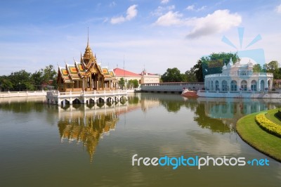 Palace Center Pond Water Reflex Stock Photo