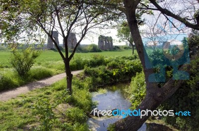 Parco Degli Acquedotti Along The Appian Way In Rome Stock Photo