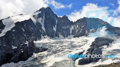 Peak Großglockner . Austrian Alps. Peak Großglockner-3798 M.  Is The Highest In The Austrian Alps. From Him Leaving The Glacier 