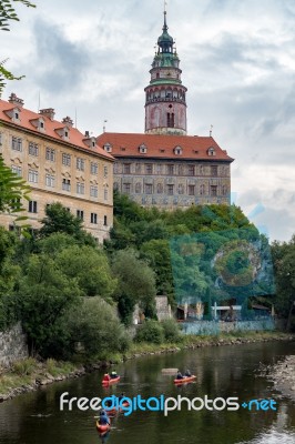 People Canoeing Down The Vlatava River To Krumlov Stock Photo