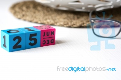 Perpetual Calendar Set At The Date Of June 25 Stock Photo