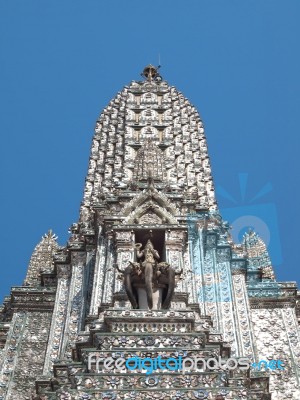 Phar Prang In Wat Arun Stock Photo