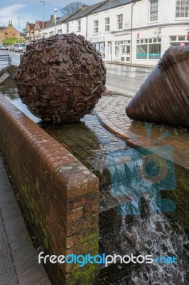 Sculpture In Chard Somerset By Neville Gabie Stock Photo