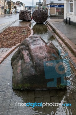 Sculpture In Chard Somerset By Neville Gabie Stock Photo