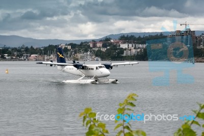 Seaplane Taxiing In Vancouver Stock Photo
